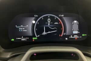 Lexus LBX esikatselu 11