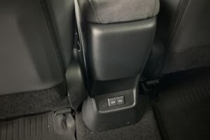 Lexus LBX esikatselu 23