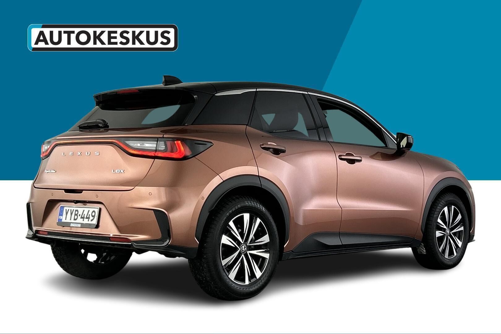 Lexus LBX iso kuva 3