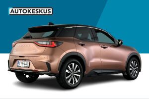 Lexus LBX esikatselu 3