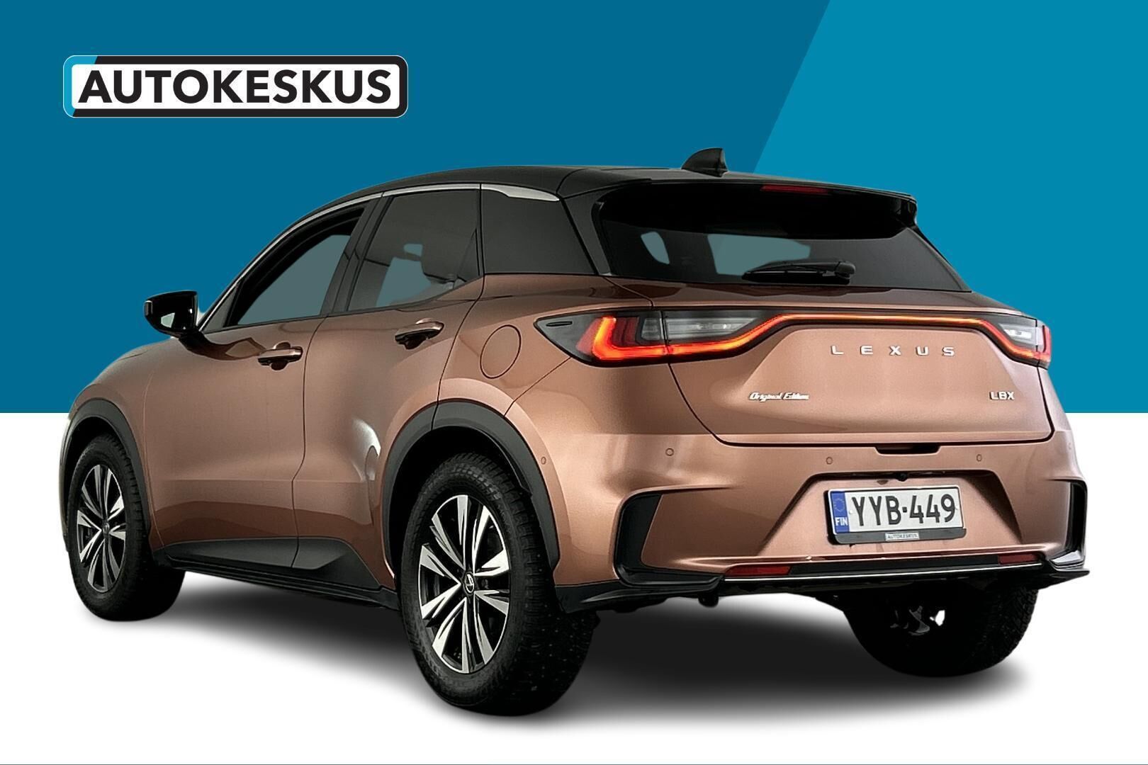 Lexus LBX iso kuva 4