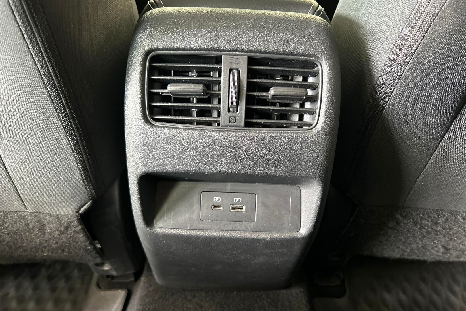 Nissan Qashqai iso kuva 14