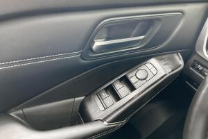 Nissan Qashqai esikatselu 21