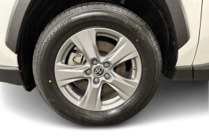 Toyota RAV4 esikatselu 12