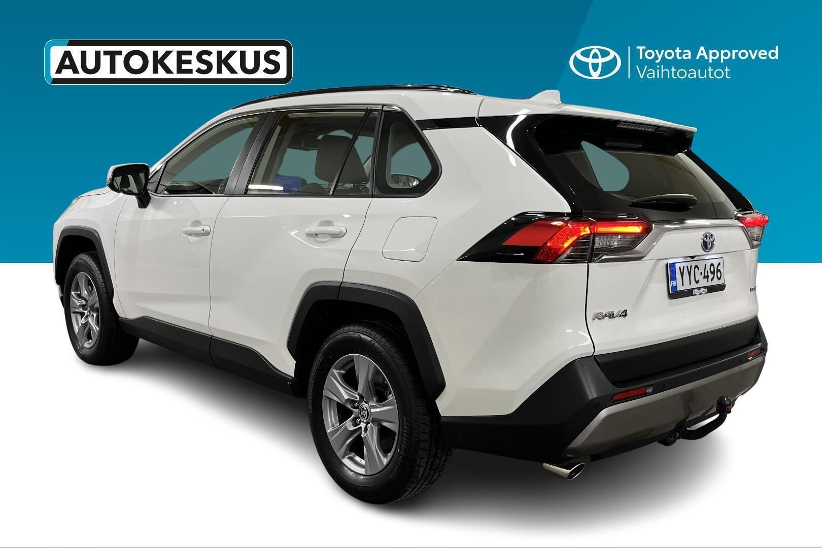 Toyota RAV4 iso kuva 6