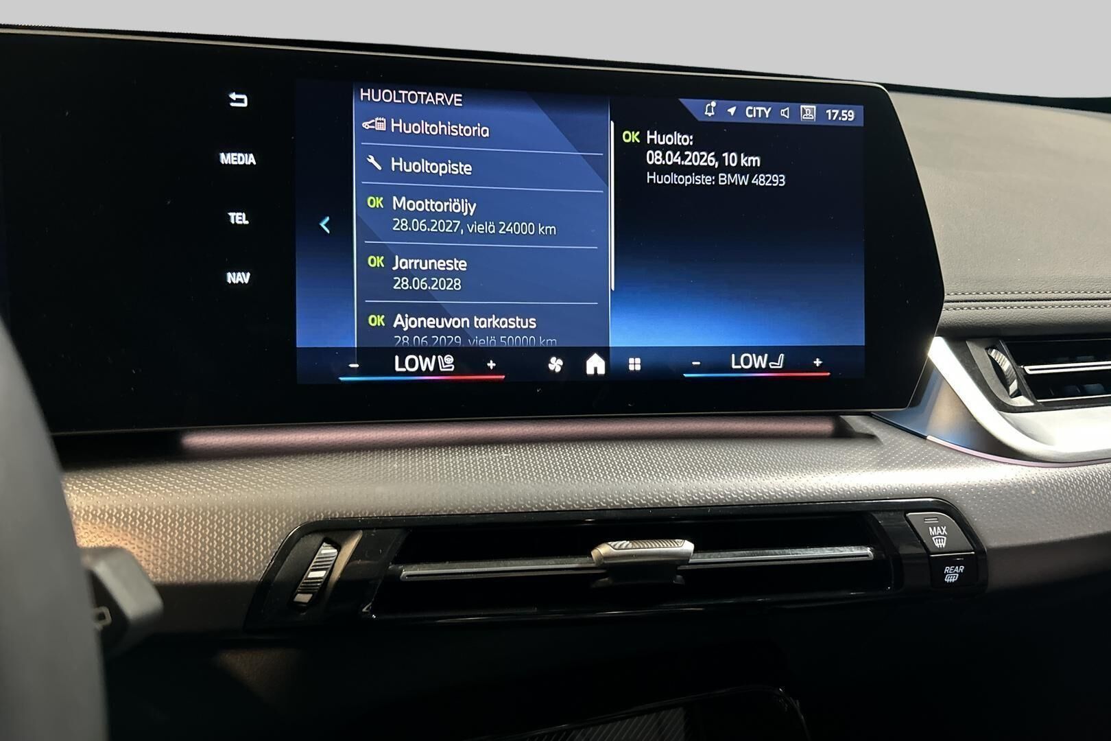 BMW X1 iso kuva 16