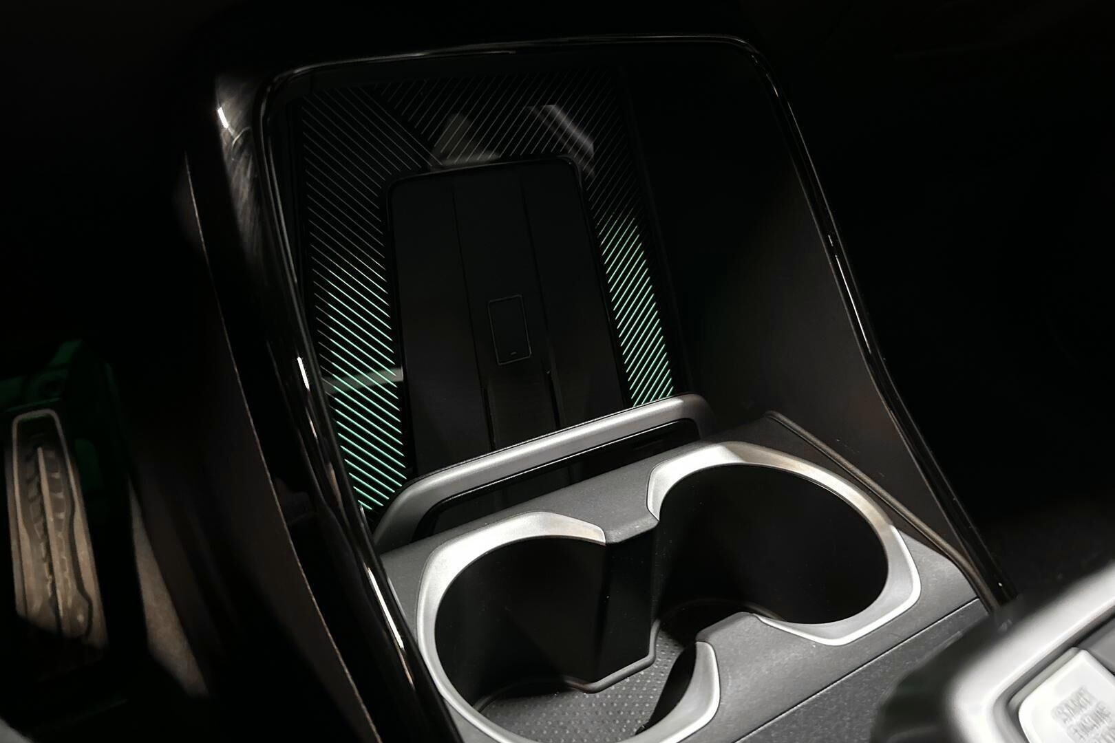 BMW X1 iso kuva 23
