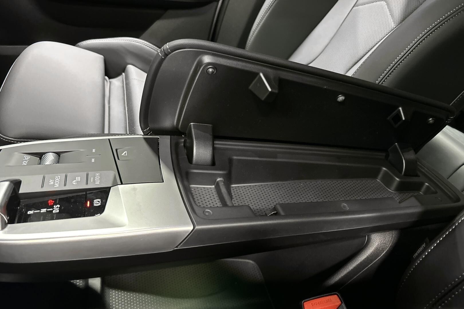 BMW X1 iso kuva 35