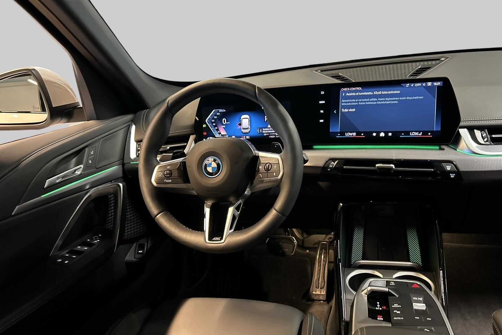 BMW X1 iso kuva 37