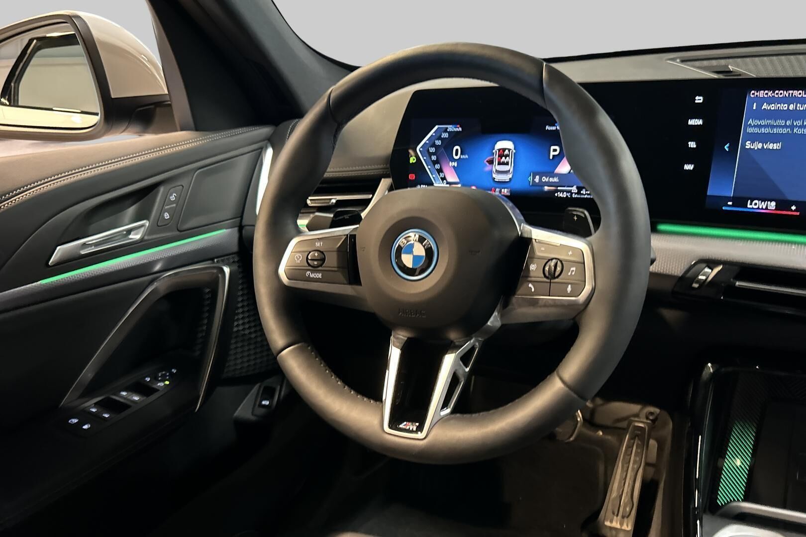 BMW X1 iso kuva 39