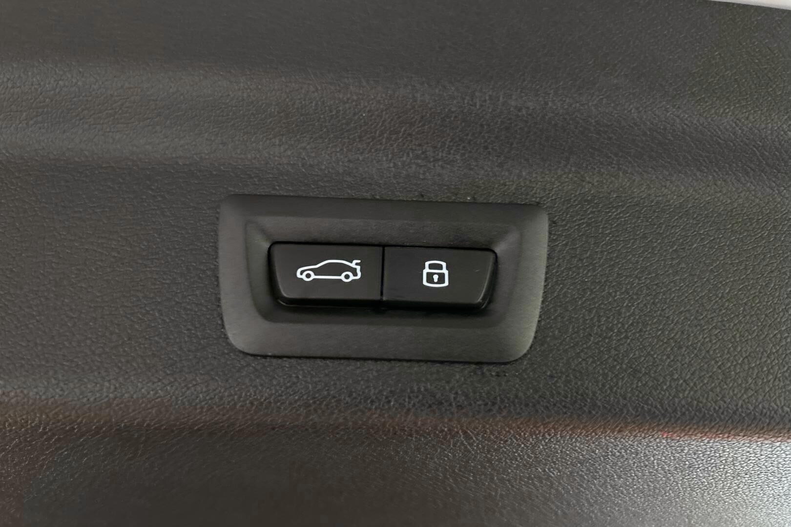 BMW X1 iso kuva 41