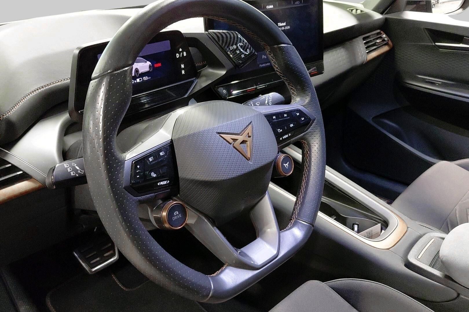 CUPRA Born iso kuva 2