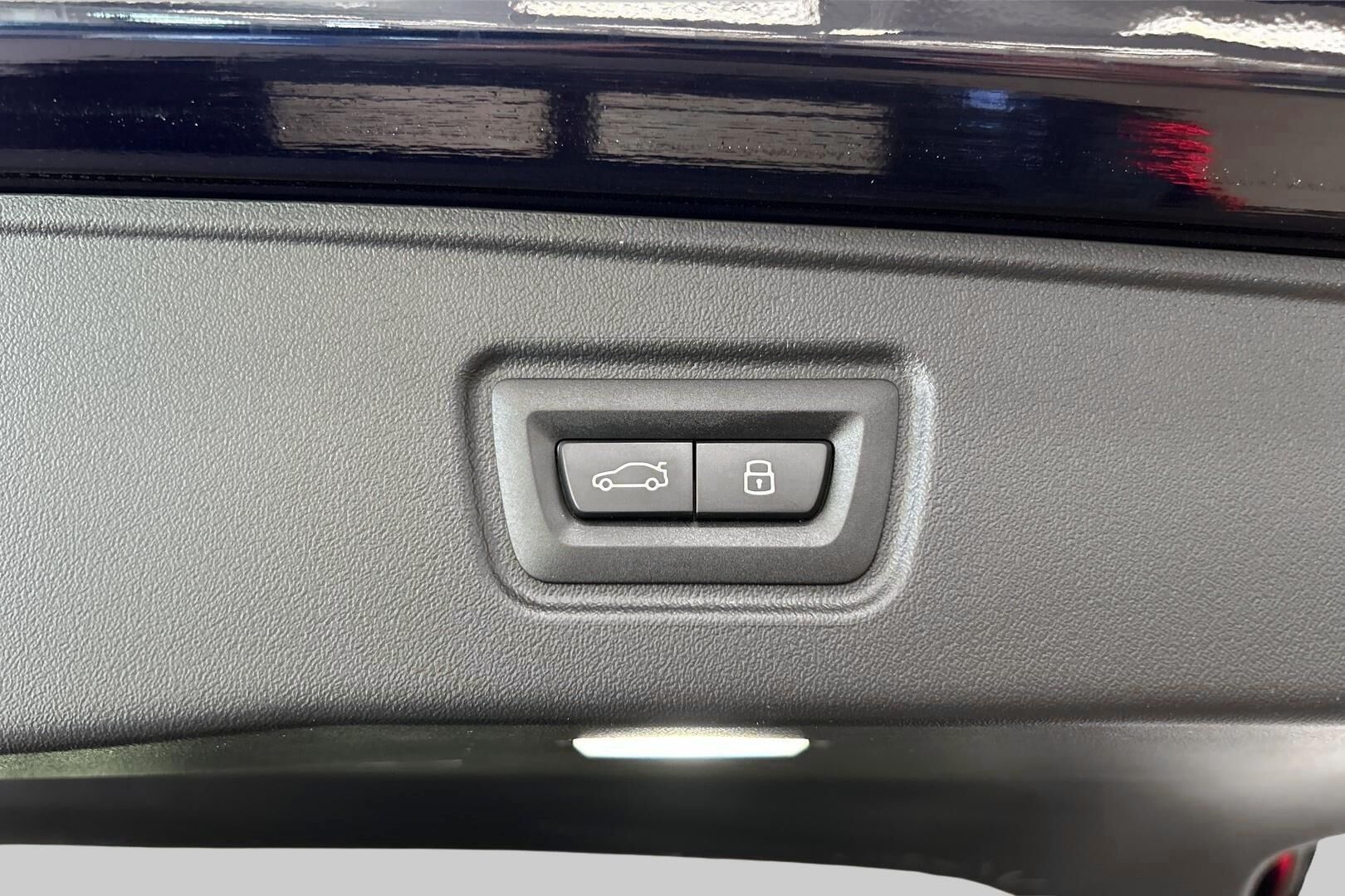 BMW 5-SARJA iso kuva 13