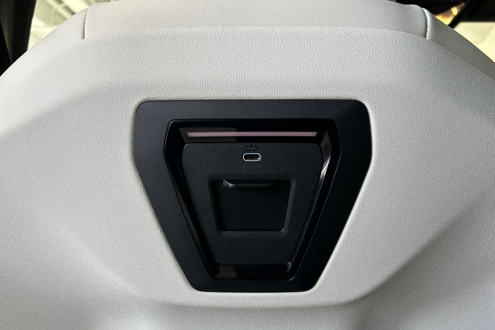 BMW 5-SARJA iso kuva 15