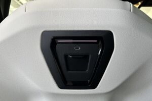 BMW 5-SARJA esikatselu 15