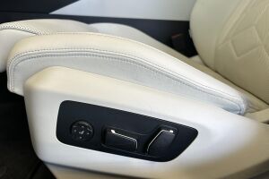 BMW 5-SARJA esikatselu 16