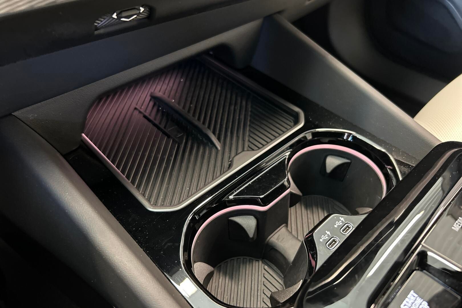 BMW 5-SARJA iso kuva 34