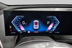 BMW iX esikatselu 12