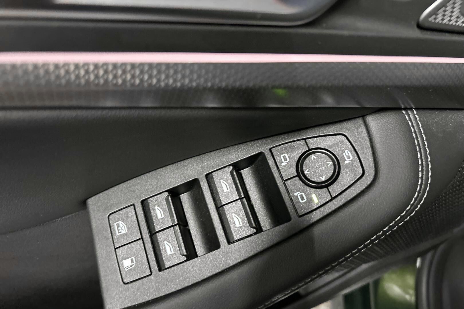 BMW 2-SARJA iso kuva 22