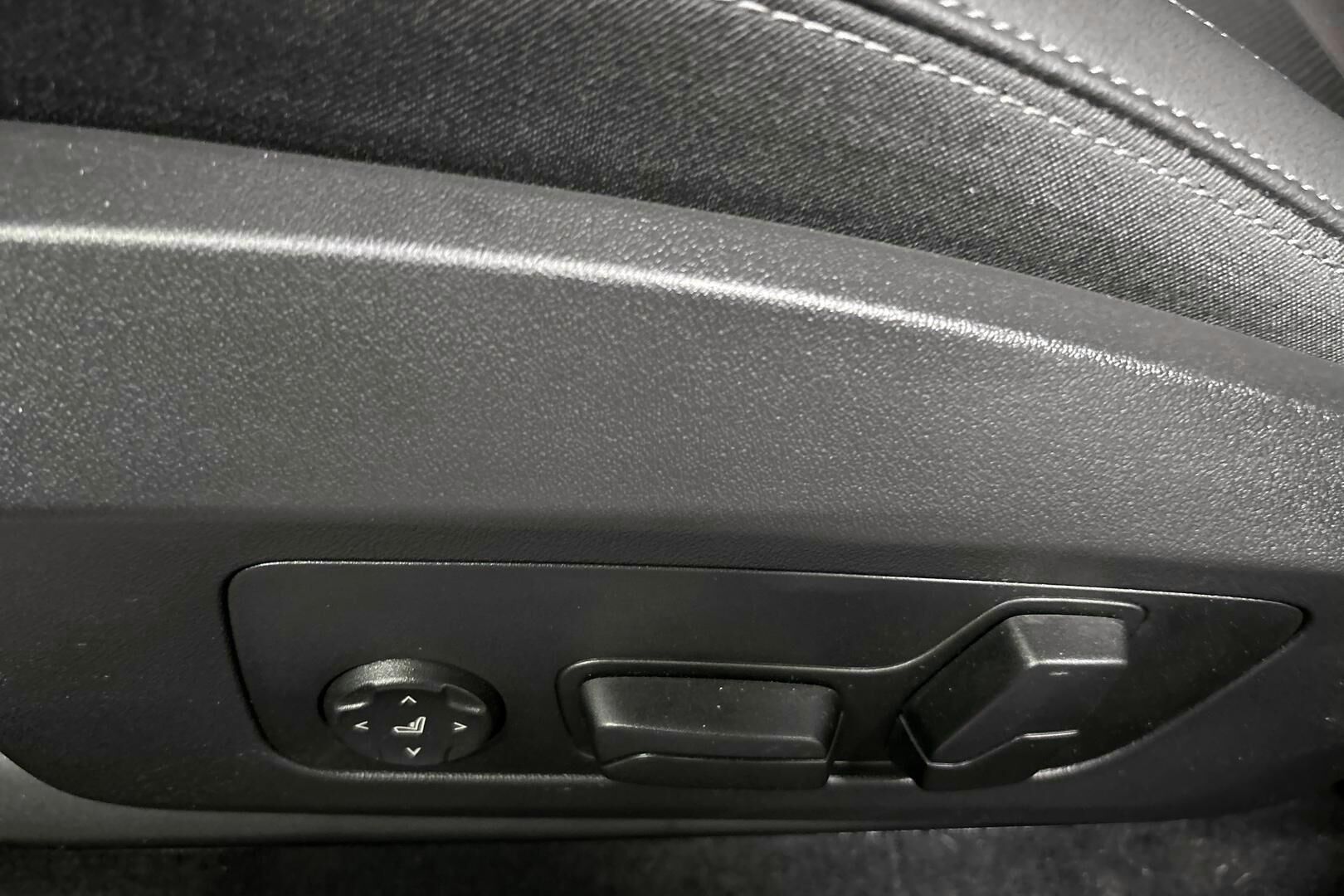 BMW 2-SARJA iso kuva 25