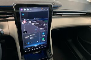 Ford Explorer esikatselu 12