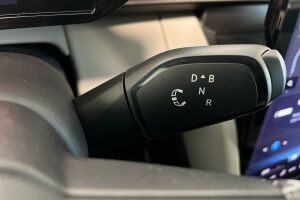 Ford Explorer esikatselu 13