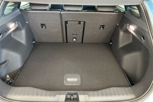 Ford Explorer esikatselu 9