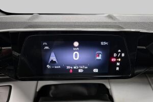 Ford Explorer esikatselu 8