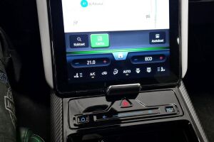 Ford Explorer esikatselu 9