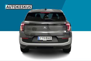 Ford Explorer esikatselu 17