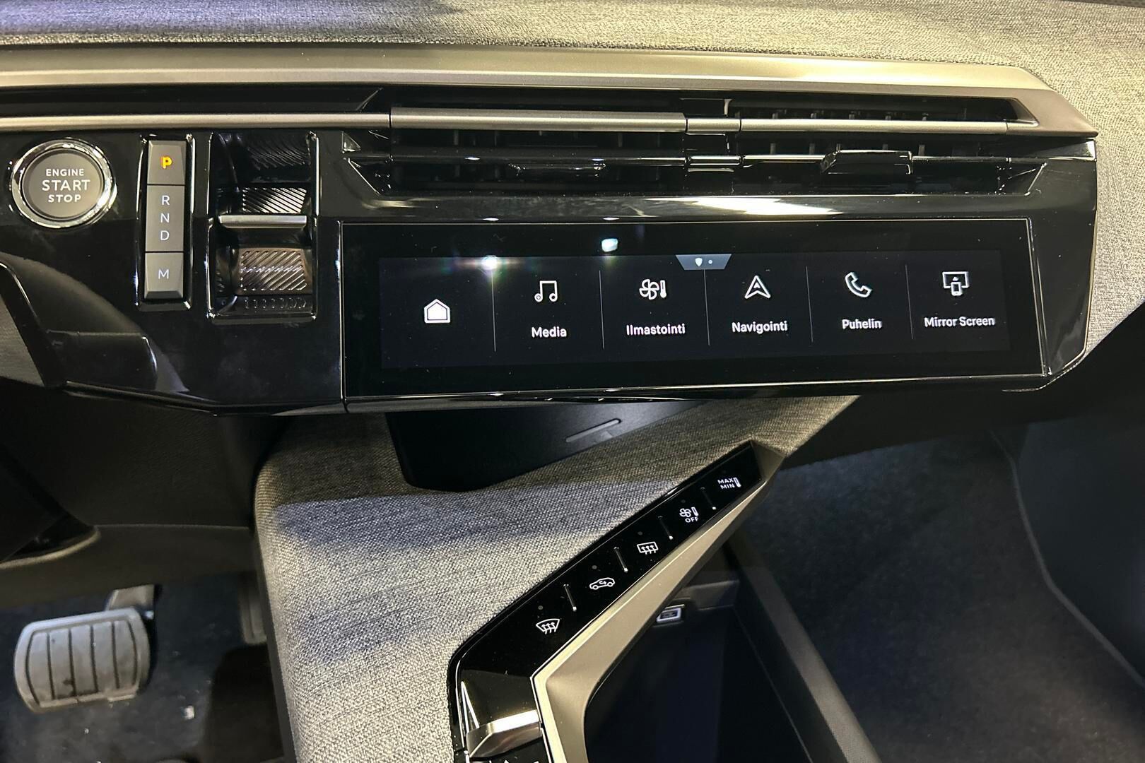 Peugeot 3008 iso kuva 14