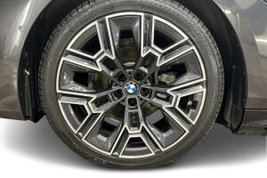 BMW 5-sarja esikatselu 10