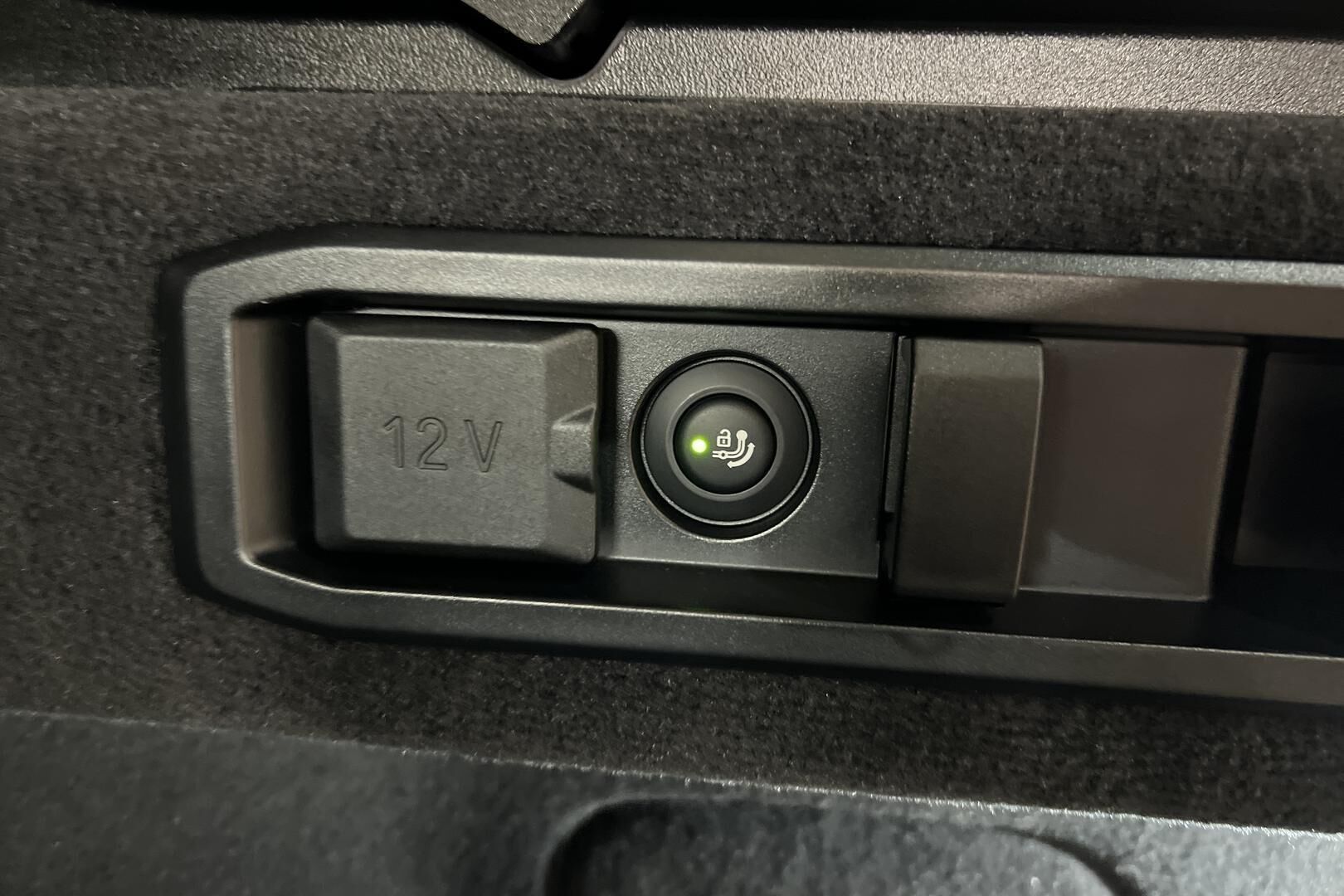 BMW 5-sarja iso kuva 11