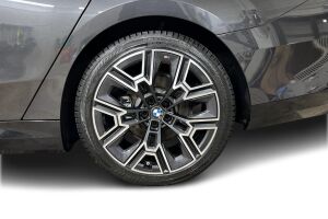 BMW 5-sarja esikatselu 13