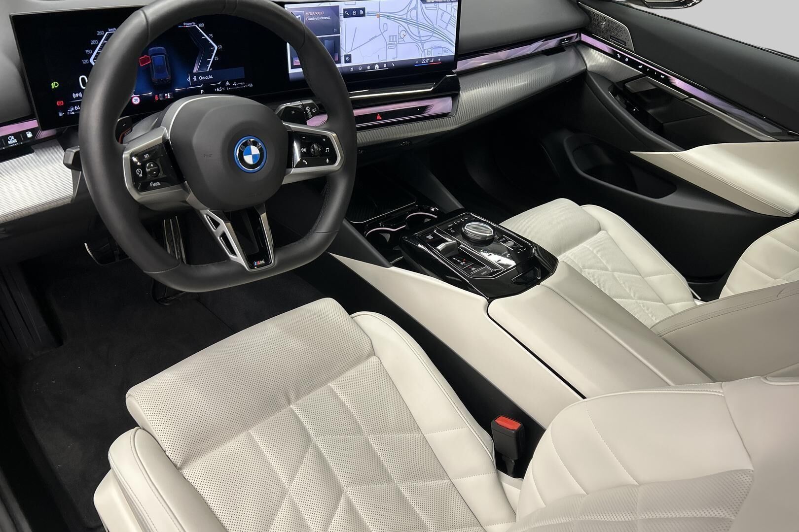 BMW 5-sarja iso kuva 6