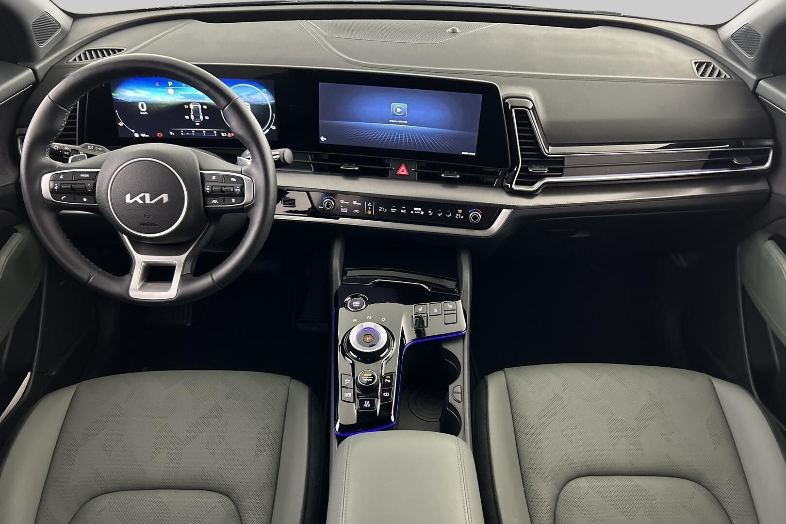 Kia Sportage iso kuva 28