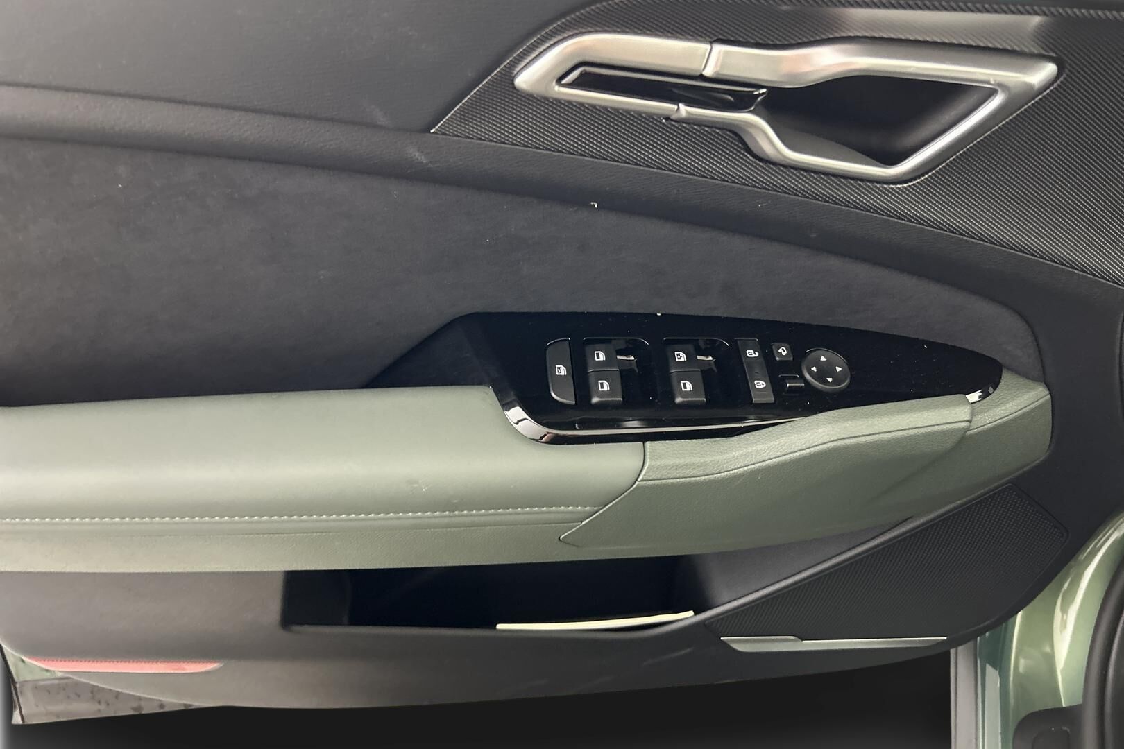 Kia Sportage iso kuva 20