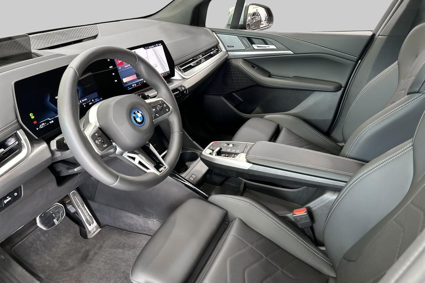 BMW 2-SARJA iso kuva 8