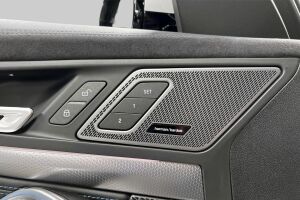 BMW iX1 esikatselu 18