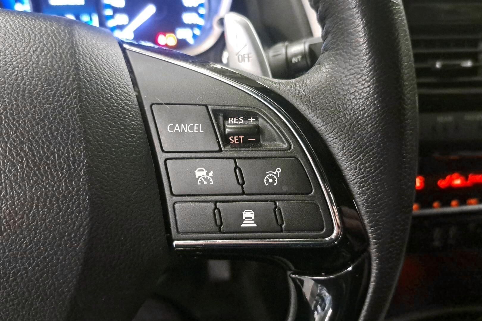 MITSUBISHI ECLIPSE CROSS iso kuva 9