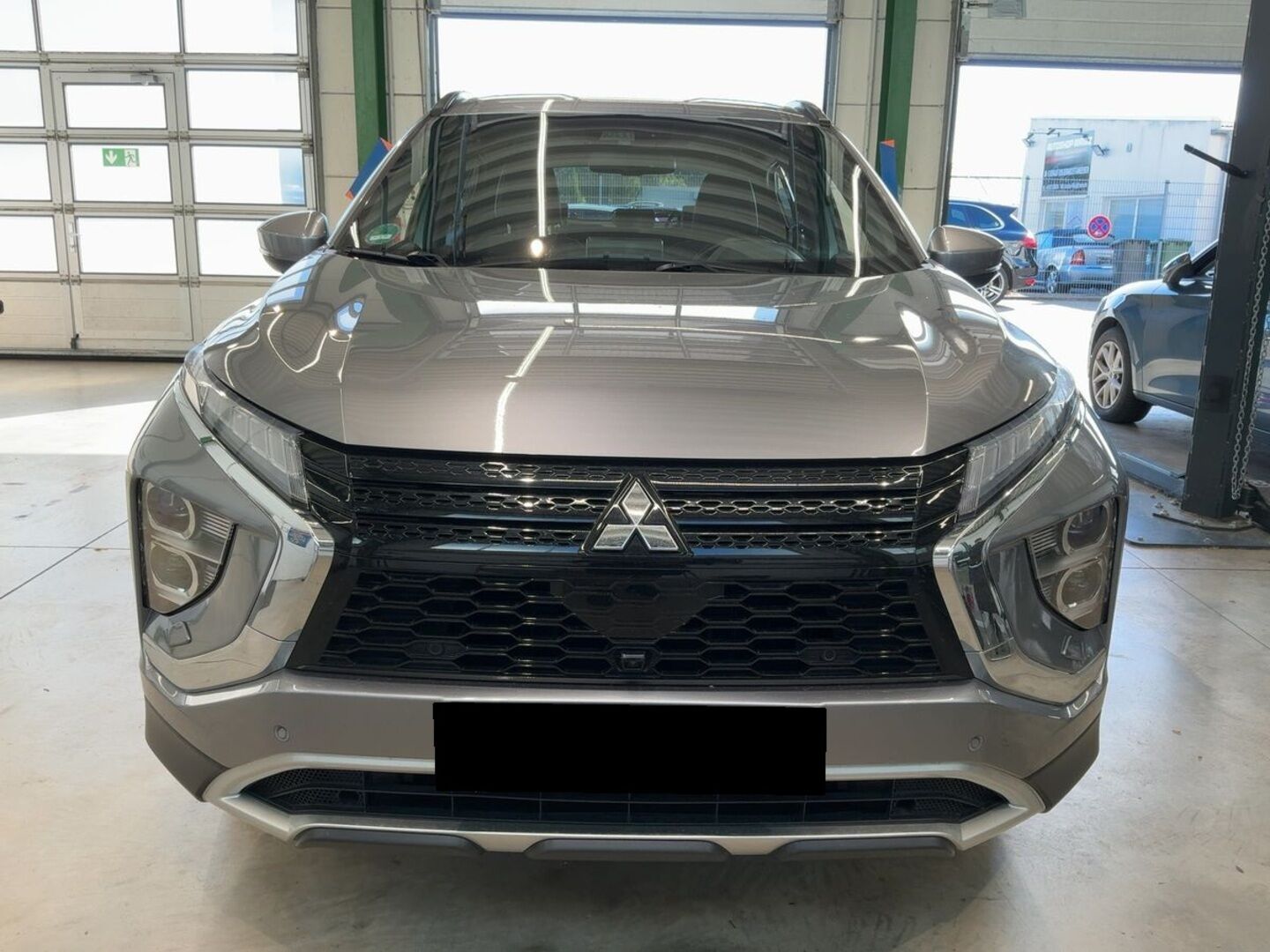 MITSUBISHI ECLIPSE CROSS iso kuva 0