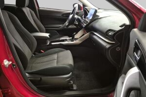 MITSUBISHI ECLIPSE CROSS esikatselu 4