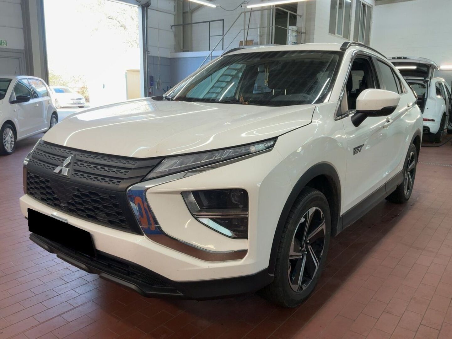 MITSUBISHI ECLIPSE CROSS iso kuva 0