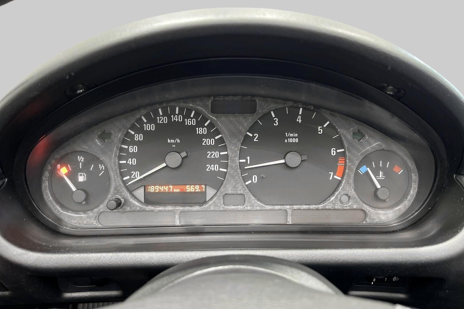 BMW Z3 iso kuva 26