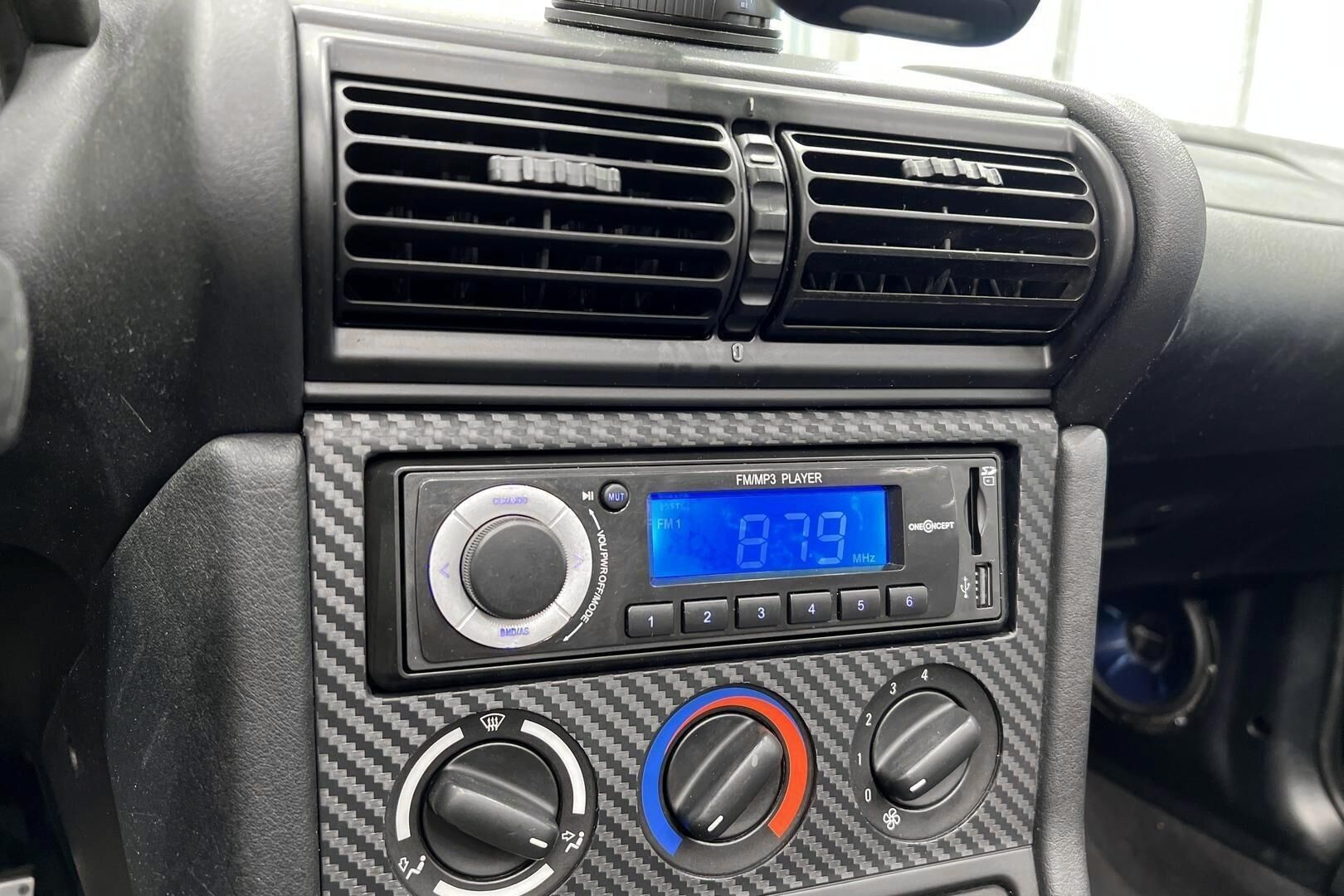 BMW Z3 iso kuva 13