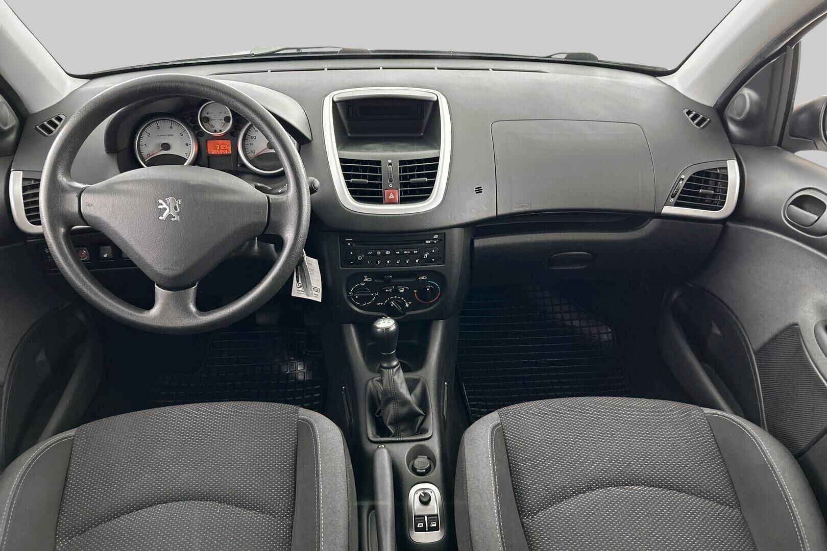 Peugeot 206+ iso kuva 10