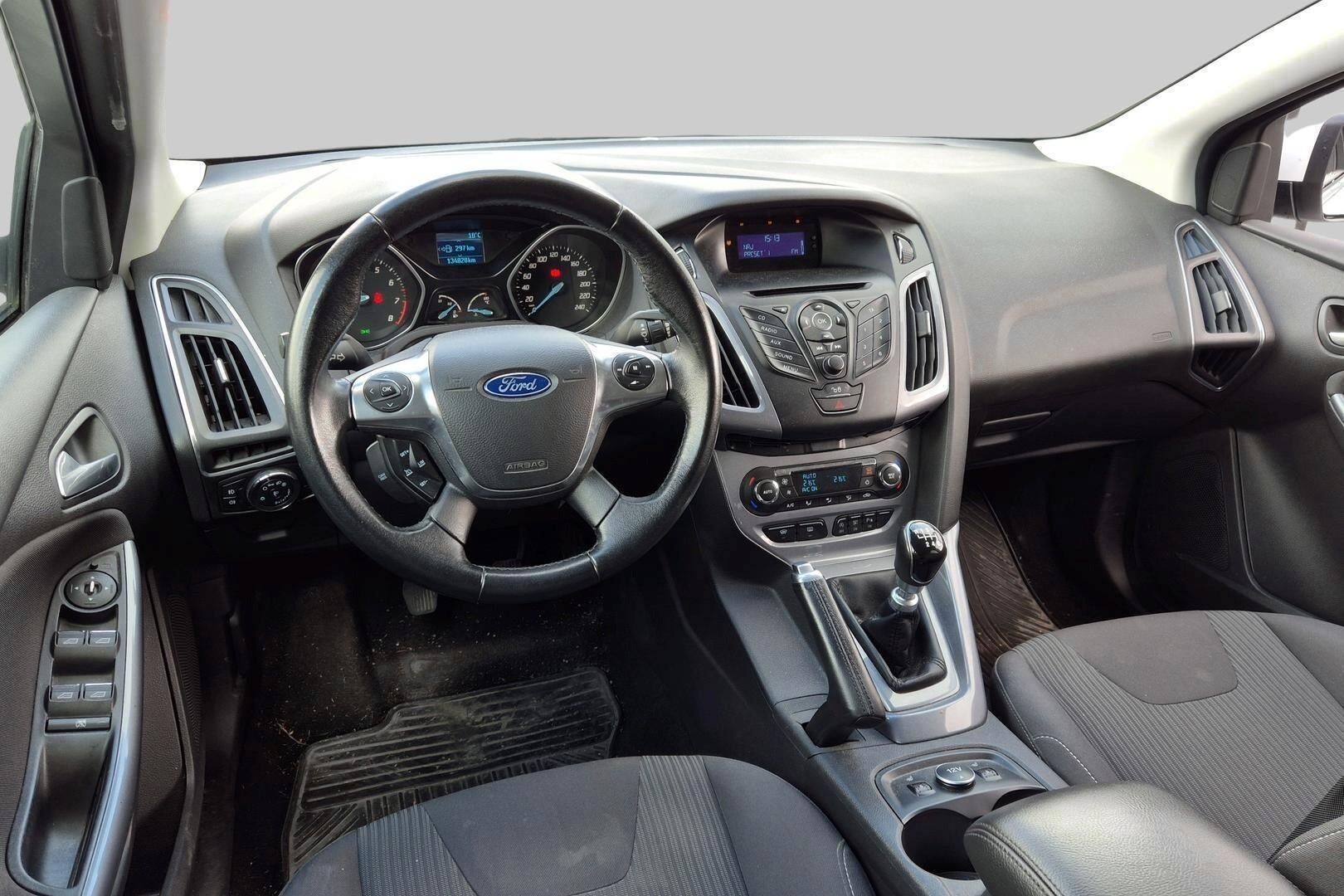 Ford Focus iso kuva 2