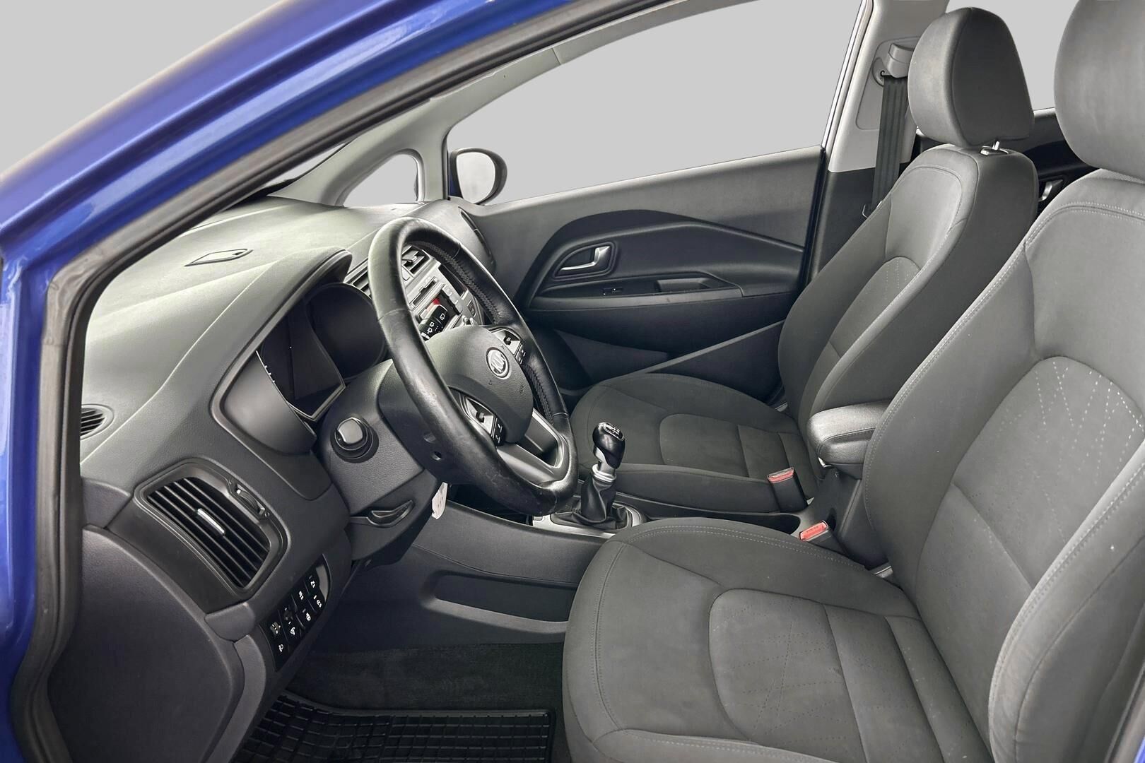 Kia Rio iso kuva 9