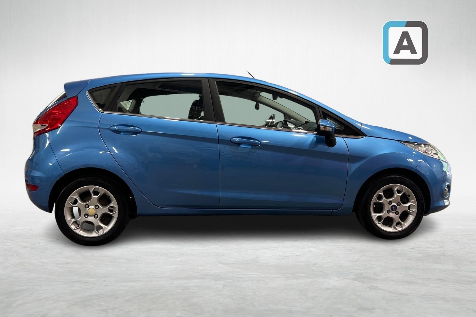 Ford Fiesta iso kuva 5