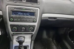 Skoda Octavia esikatselu 16